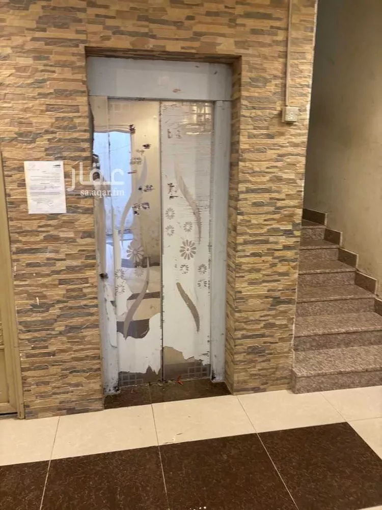 Building for Sale in Riyadh Al Arid صورة 3