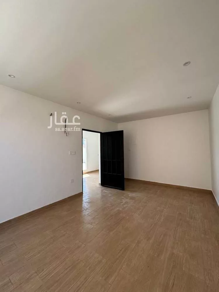 فيلا للبيع في شارع عثمان بن الحويرث, حي المرسلات, مدينة الرياض, منطقة الرياض صورة 4