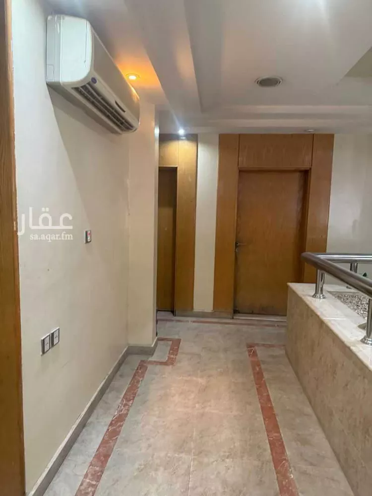 عمارة للبيع في شارع إبراهيم بن عيسى, حي الملز, مدينة الرياض, منطقة الرياض صورة 5