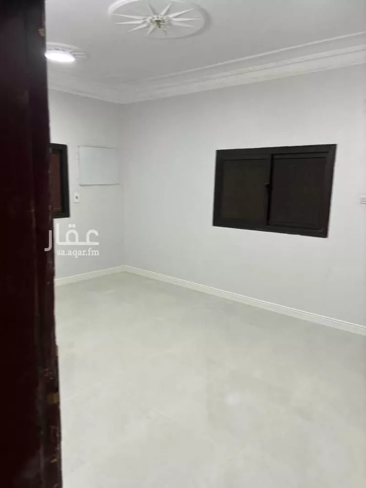 فيلا للإيجار في شارع الزرقة, حي الريان, مدينة الرياض, منطقة الرياض صورة 3