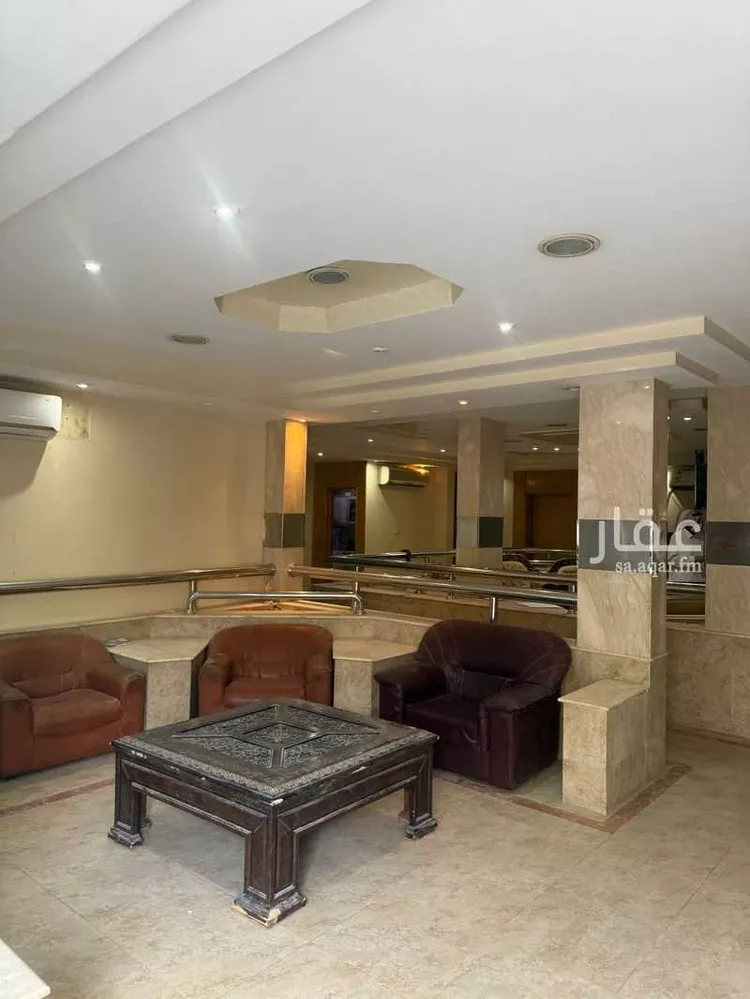 عمارة للبيع في شارع إبراهيم بن عيسى, حي الملز, مدينة الرياض, منطقة الرياض 8