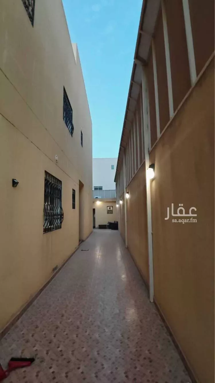 فيلا للبيع في شارع الليث, حي الحمراء, مدينة الرياض, منطقة الرياض صورة 2