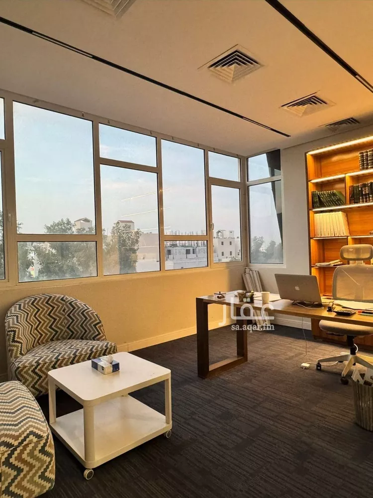 مكتب تجاري للإيجار في شارع الأمير مشعل بن عبد العزيز, حي عرقة, مدينة الرياض, منطقة الرياض صورة 4