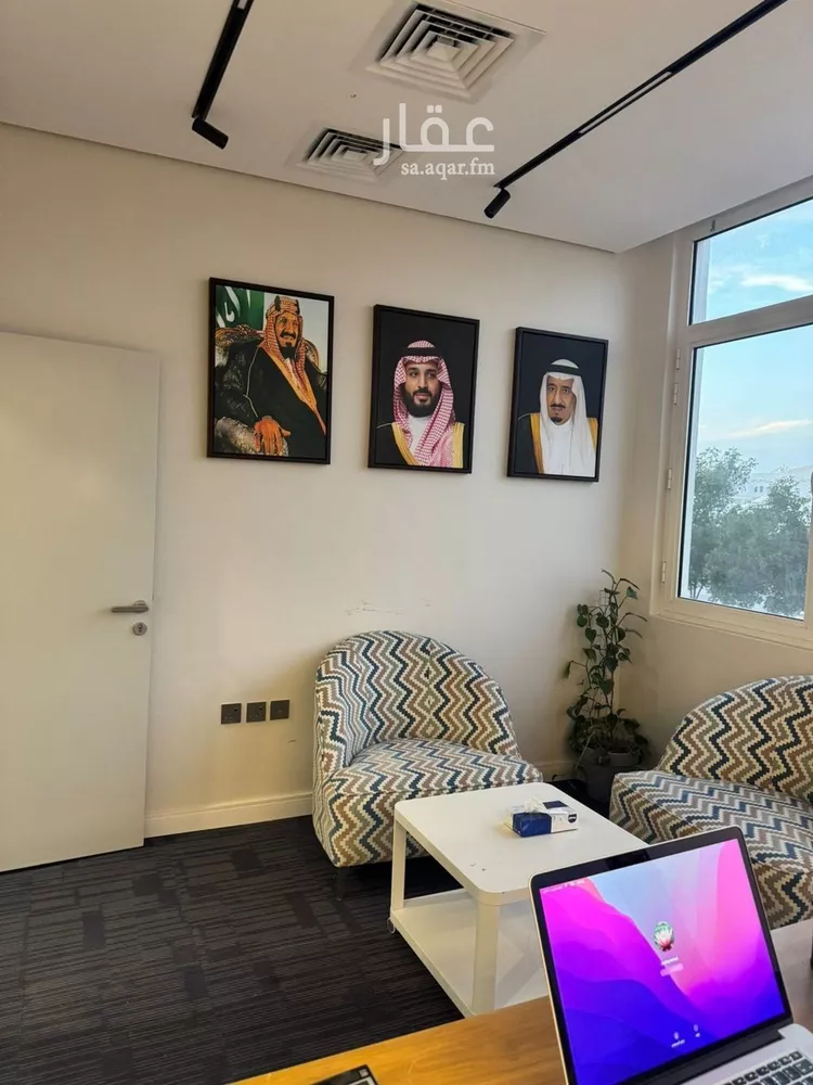 مكتب تجاري للإيجار في شارع الأمير مشعل بن عبد العزيز, حي عرقة, مدينة الرياض, منطقة الرياض صورة 2