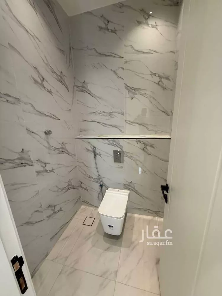 فيلا للبيع في شارع ابو بكر  الصفي, حي الصواري, مدينة جدة, منطقة مكة المكرمة صورة 5