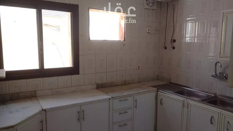 شقة للإيجار في شارع سعيد الأسدي, حي الورود, مدينة الرياض, منطقة الرياض صورة 2