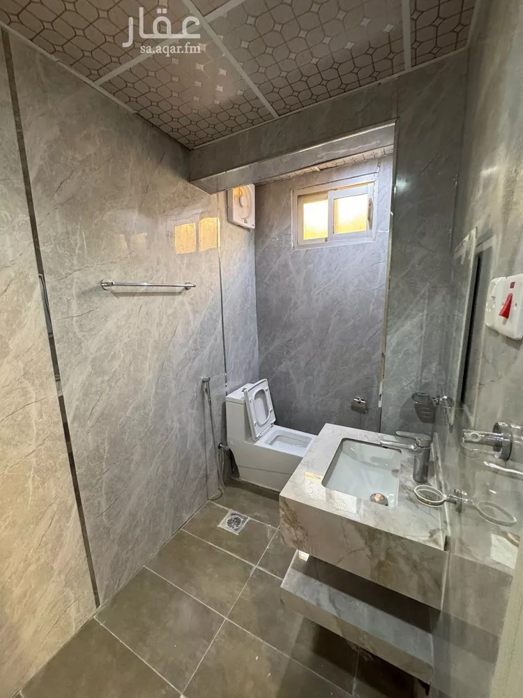 فيلا للإيجار في شارع الجاعد بن الشماخ, حي الزهراء, مدينة الرياض, منطقة الرياض