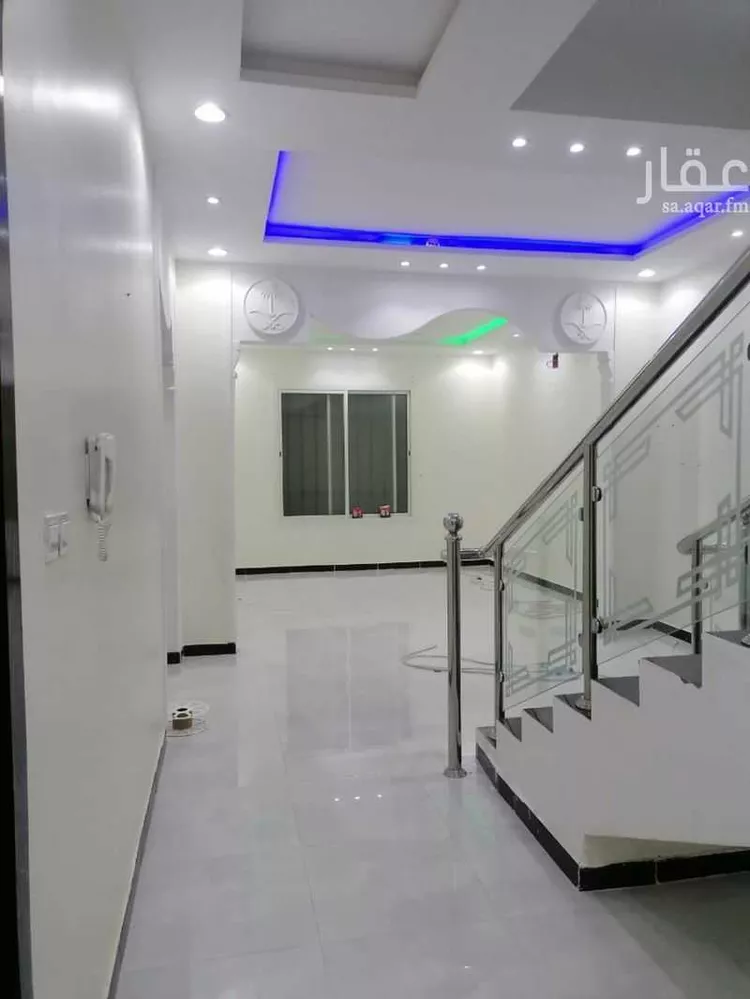 فيلا للبيع في شارع الخياله, حي العزيزية, مدينة الرياض, منطقة الرياض صورة 2