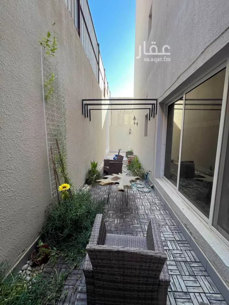 شقة للبيع في شارع الشيخ عبدالله بن جبرين ، حي القيروان ، الرياض ، منطقة الرياض صورة 2
