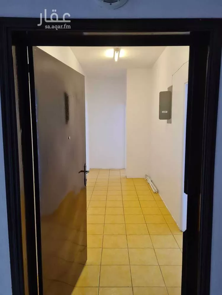 Building for Rent in Riyadh Al Mursalat