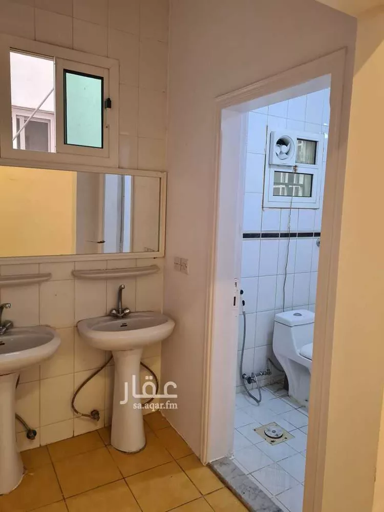 عمارة للإيجار في شارع ابي بكر الصديق الفرعي, حي المرسلات, مدينة الرياض, منطقة الرياض صورة 4