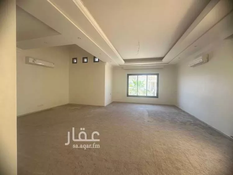 فيلا للإيجار في شارع اسحاق بن ابراهيم, حي الغدير, مدينة الرياض, منطقة الرياض صورة 2