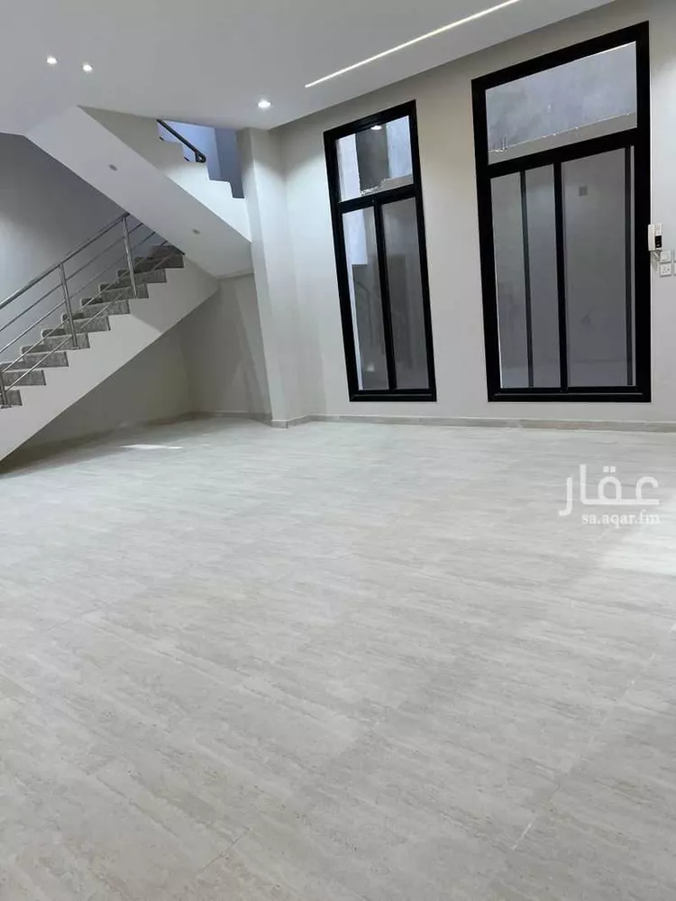 فيلا للبيع في شارع أحمد بشناق, حي الرمال, مدينة الرياض, منطقة الرياض صورة 2