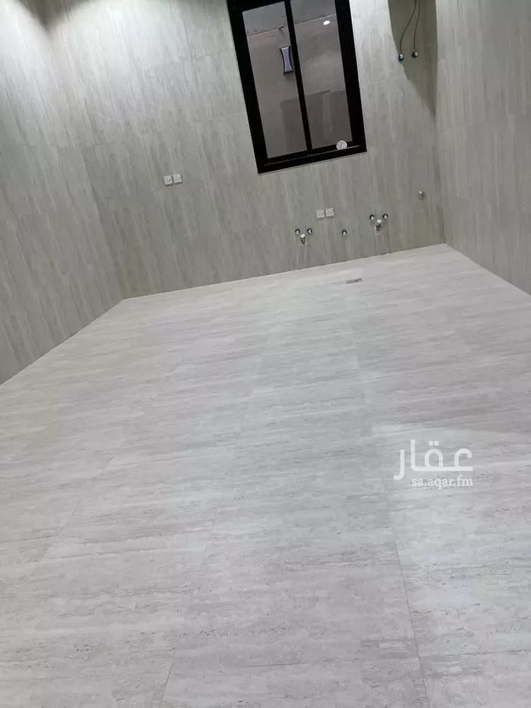 فيلا للبيع في شارع أحمد بشناق, حي الرمال, مدينة الرياض, منطقة الرياض 8