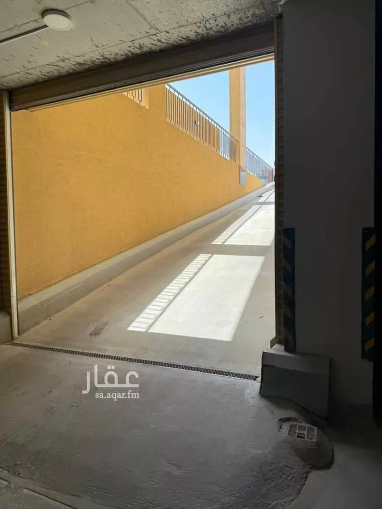 مكتب تجاري للإيجار في شارع طريق عثمان بن عفان الفرعي, حي النرجس, مدينة الرياض, منطقة الرياض صورة 3