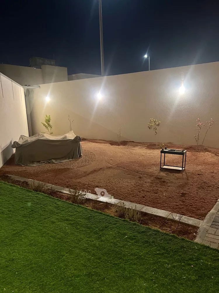 استراحة للإيجار في شارع 21405980, حي المطار, مدينة الرس, منطقة القصيم 15