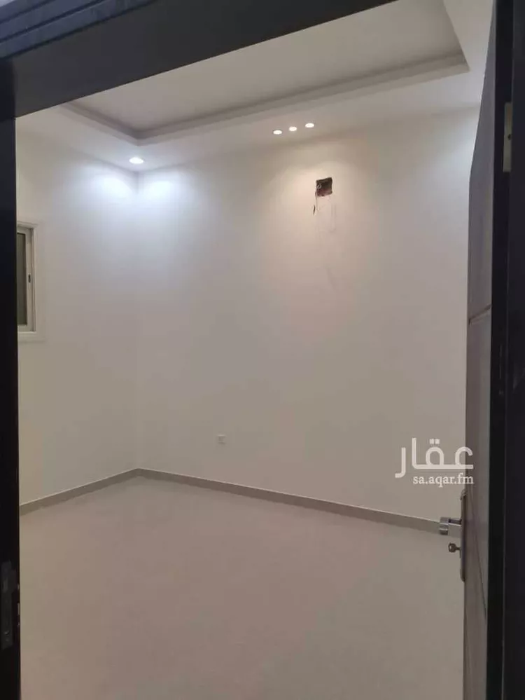 فيلا للبيع في شارع أحمد بن عثمان, حي العارض, مدينة الرياض, منطقة الرياض صورة 3