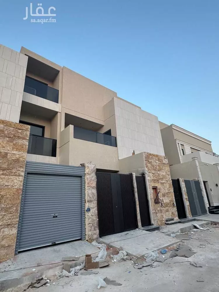 دور للبيع في شارع الجفدرة, حي العارض, مدينة الرياض, منطقة الرياض