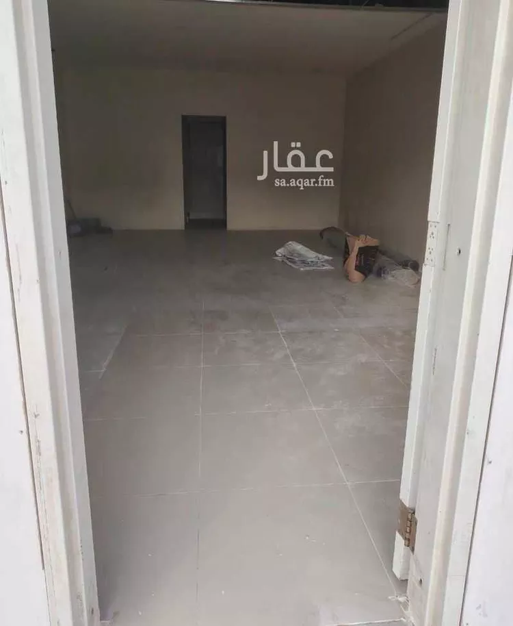محل للإيجار في شارع عباس مالكي, حي الجسر, مدينة الخبر, المنطقة الشرقية صورة 4