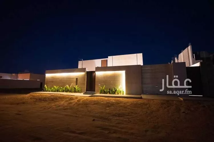 فيلا للبيع في شارع الملك عبدالعزيز, حي مخطط رقم 133 , مدينة ثادق, منطقة الرياض صورة 2