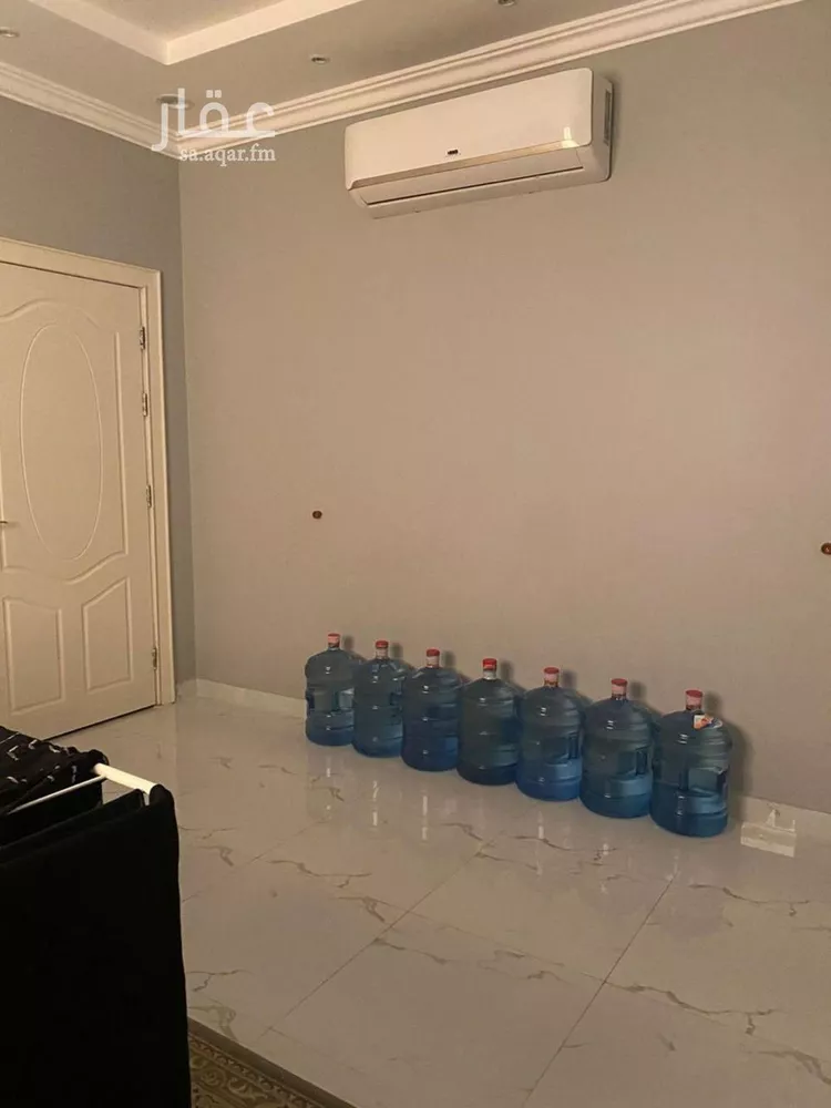 فيلا للبيع في شارع عبدالملك بن عباس, حي العارض, مدينة الرياض, منطقة الرياض صورة 2