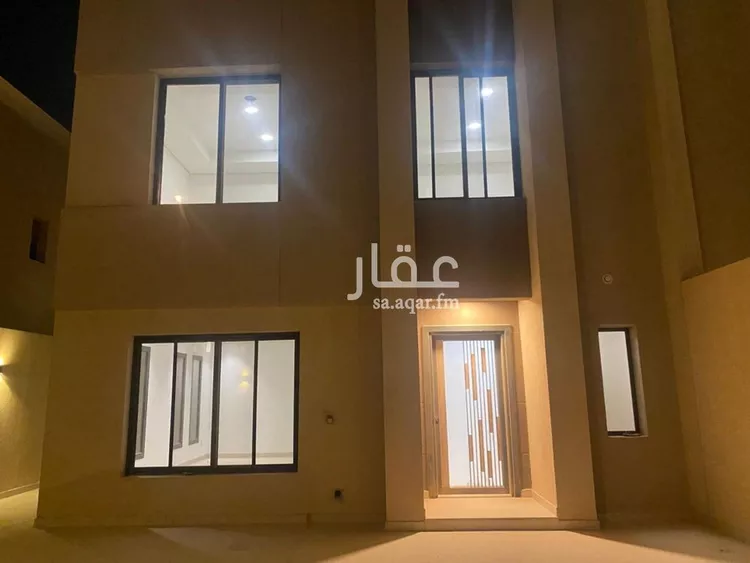 فيلا للإيجار في حي مطار الملك خالد الدولي ، الرياض