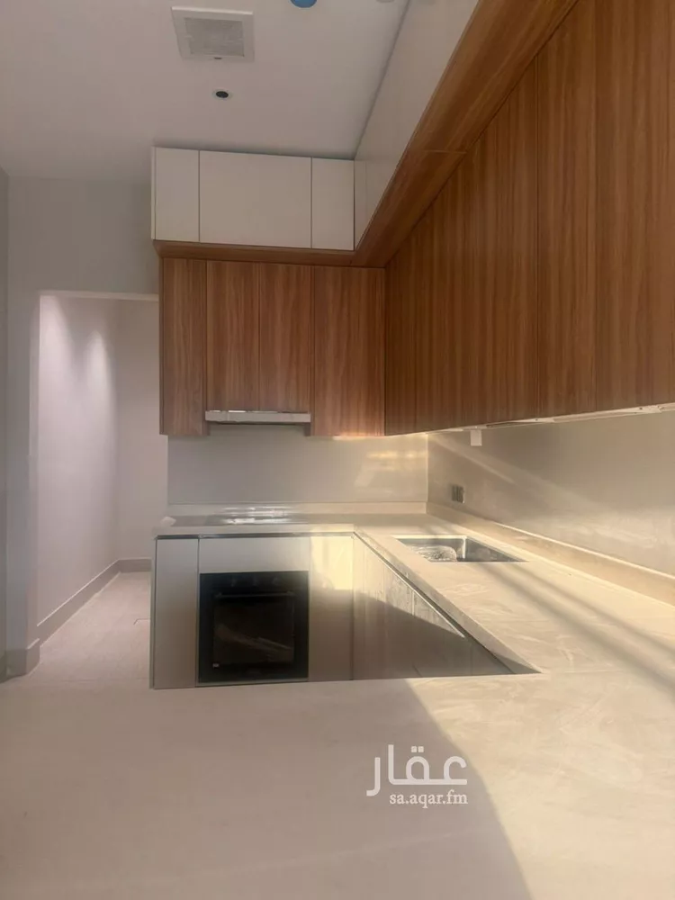 شقة للإيجار في شارع عبدالخالق الهاشمي, حي الروضة, مدينة الرياض, منطقة الرياض