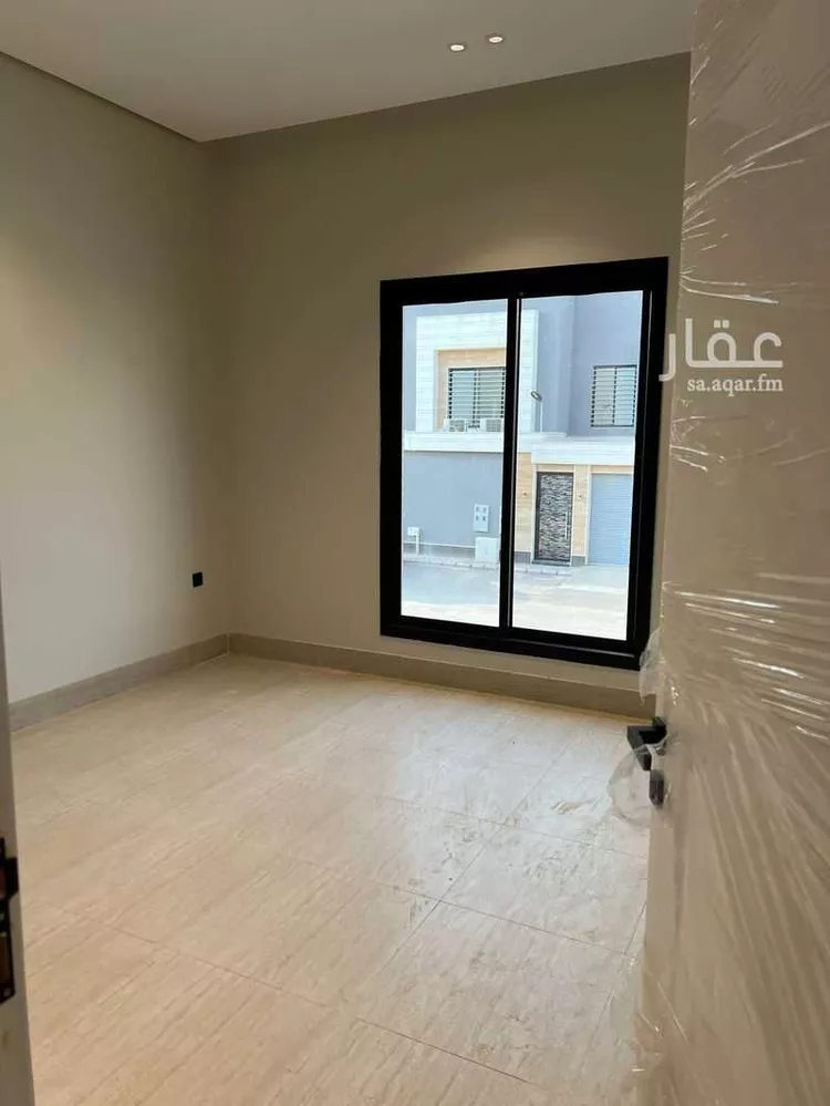 فيلا للبيع في شارع ابن البرهان النحاس, حي الرمال, مدينة الرياض, منطقة الرياض 9