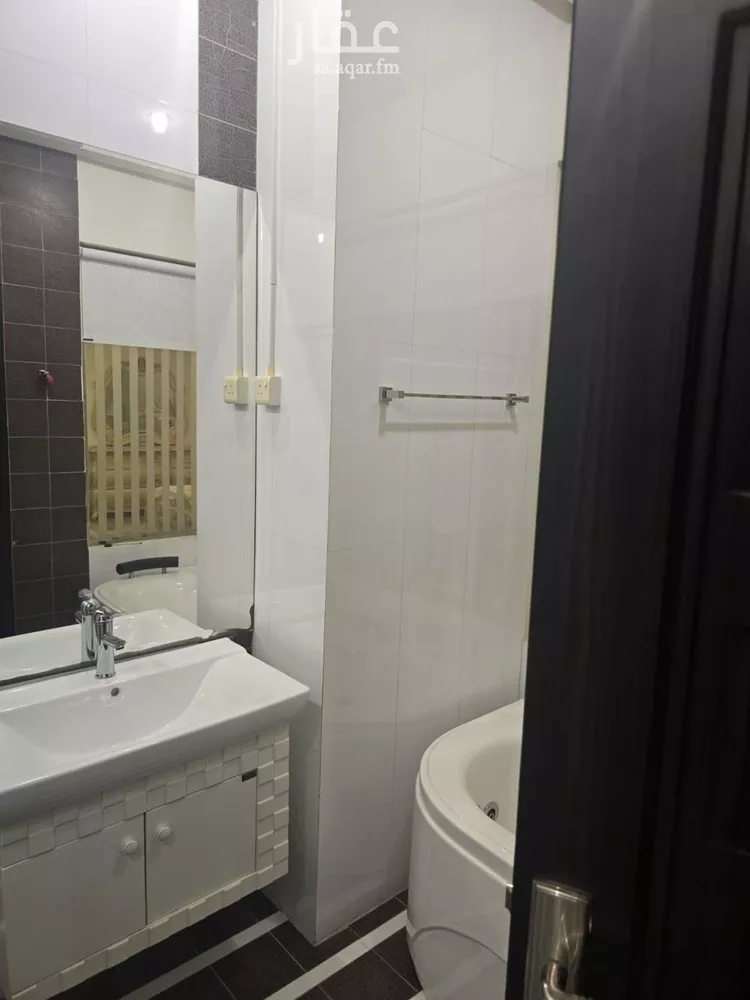 فيلا للإيجار في شارع علي بن سعادة, حي قرطبة, مدينة الرياض, منطقة الرياض صورة 4