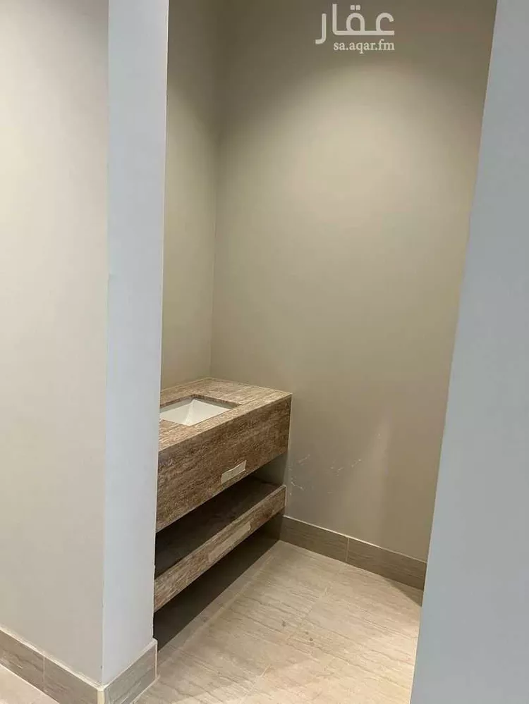 فيلا للبيع في شارع ابن البرهان النحاس, حي الرمال, مدينة الرياض, منطقة الرياض صورة 3