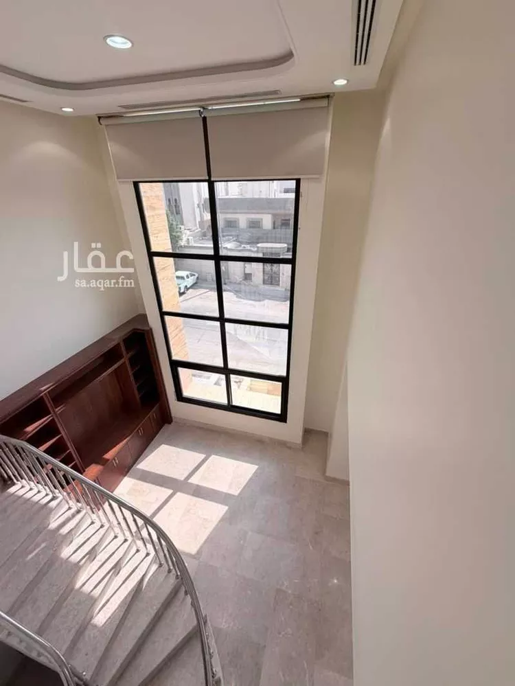 فيلا للبيع في شارع الأمير عبدالإله بن عبدالعزيز, حي المحمدية, مدينة الرياض, منطقة الرياض 8