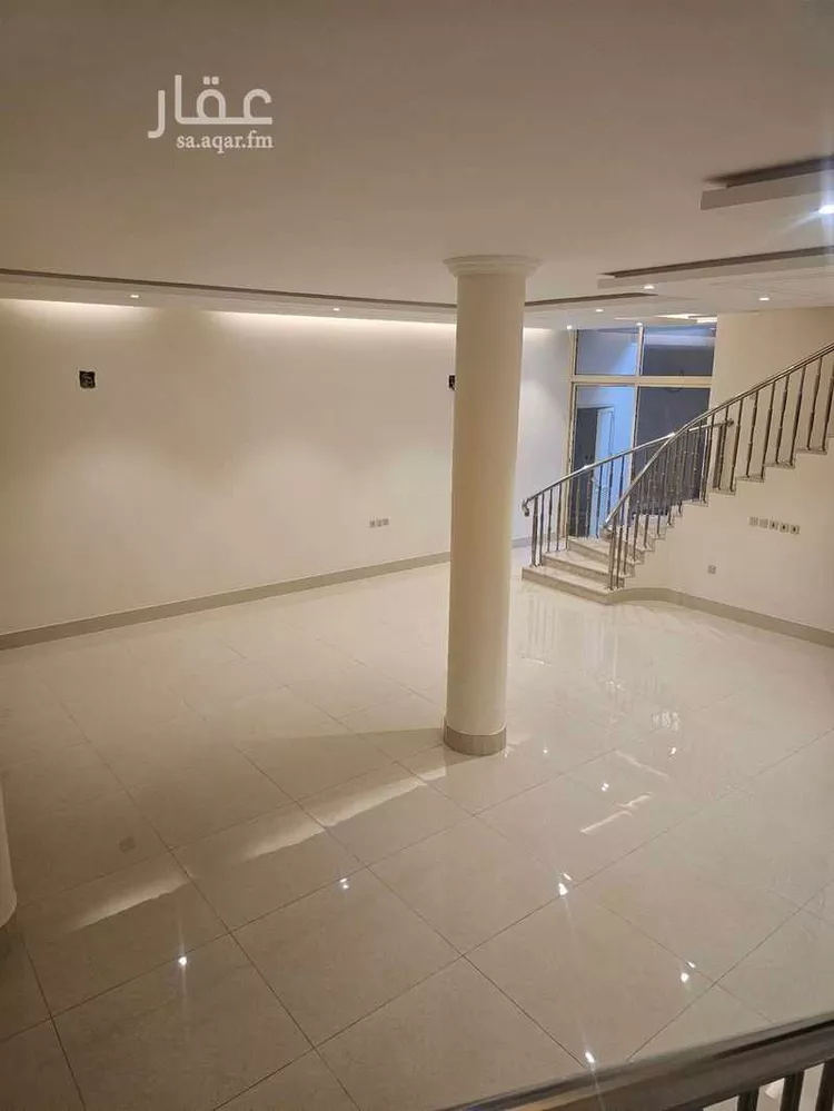 فيلا للبيع في شارع الأمير عبدالإله بن عبدالعزيز, حي المحمدية, مدينة الرياض, منطقة الرياض صورة 2
