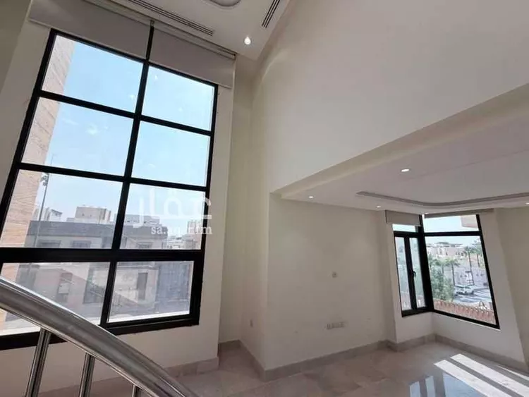 فيلا للبيع في شارع الأمير عبدالإله بن عبدالعزيز, حي المحمدية, مدينة الرياض, منطقة الرياض 7