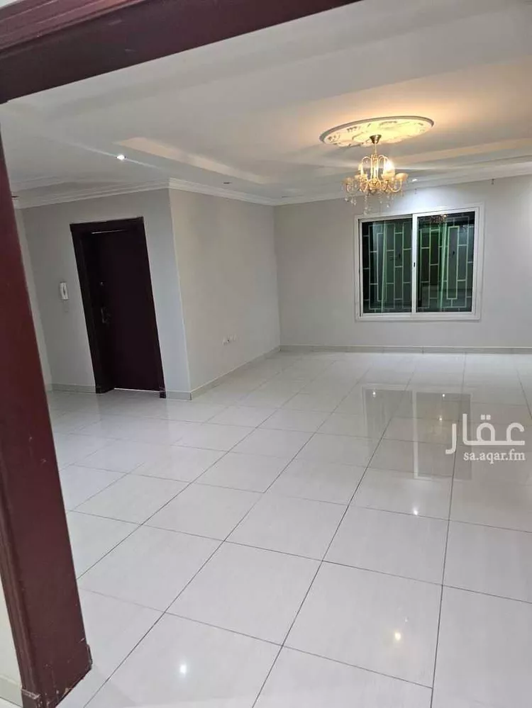 فيلا للإيجار في شارع الغزوة, حي الربيع, مدينة الرياض, منطقة الرياض 12