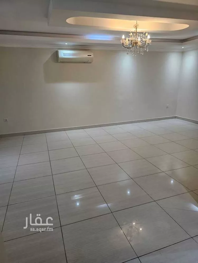 فيلا للإيجار في شارع الغزوة, حي الربيع, مدينة الرياض, منطقة الرياض صورة 2