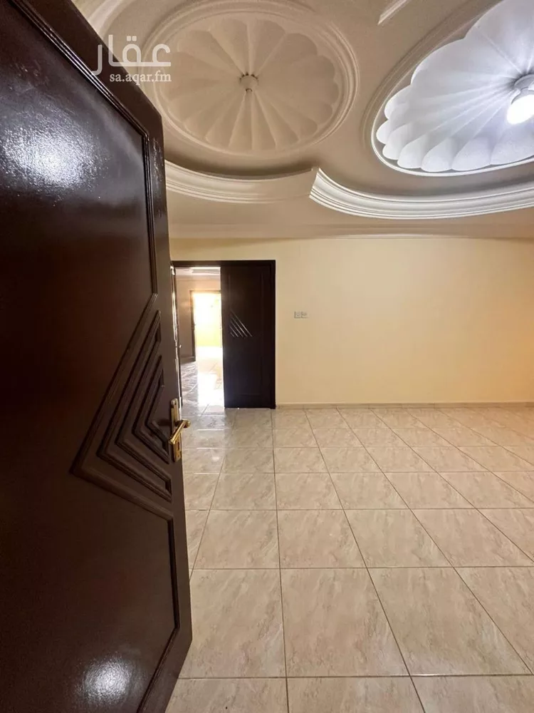 فيلا للبيع في شارع سلمان بن مالك, حي مطار الملك خالد الدولي, مدينة الرياض, منطقة الرياض صورة 2