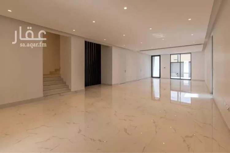 فيلا للبيع في شارع الأمير سعد بن سعود بن فيصل, حي المعذر الشمالي, مدينة الرياض, منطقة الرياض صورة 4