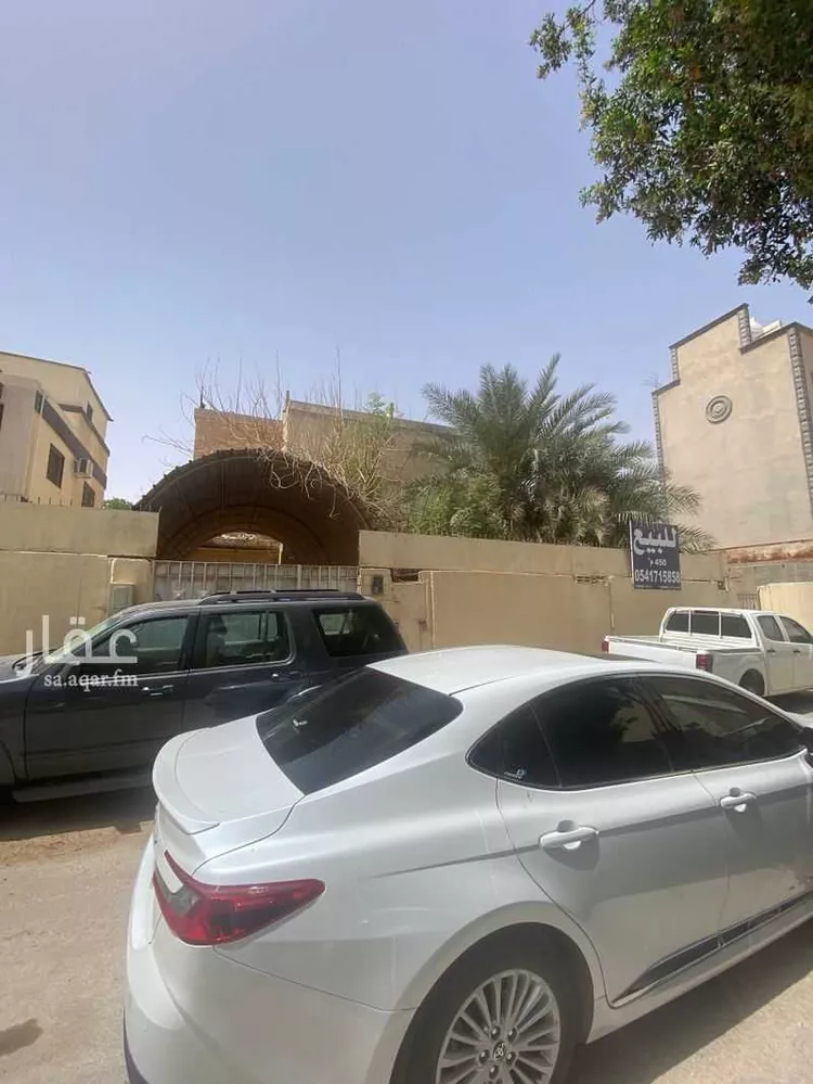 فيلا للبيع في شارع أبي المكارم البهاء, حي الملز, مدينة الرياض, منطقة الرياض صورة 2