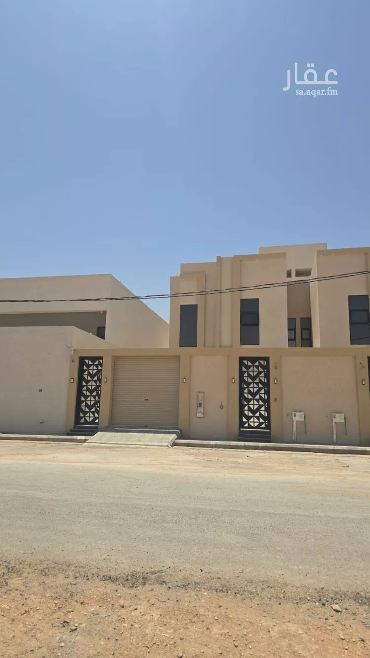 فيلا للبيع في شارع الاغر ابن يسار المزني, حي المستقبل, مدينة المجمعة, منطقة الرياض صورة 2