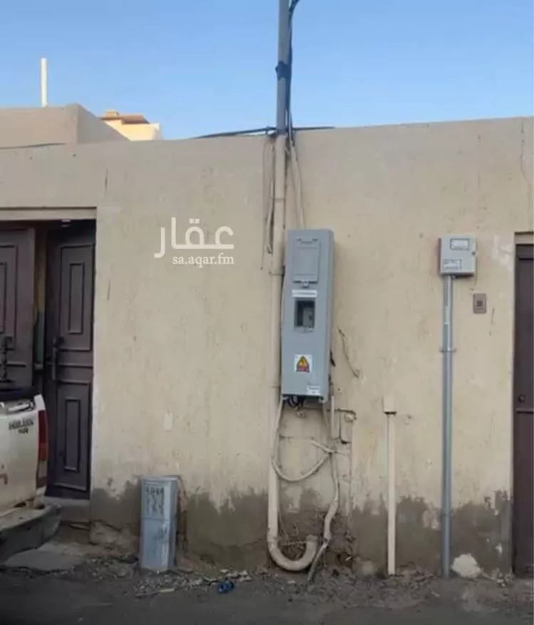 دور للبيع في شارع الحمر 230, حي العليا, مدينة بريدة, منطقة القصيم صورة 2