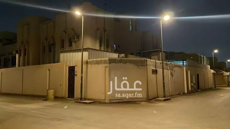 فيلا للبيع في شارع الأمير جلوي بن تركي بن عبدالله, حي الملك فهد, مدينة الرياض, منطقة الرياض صورة 2