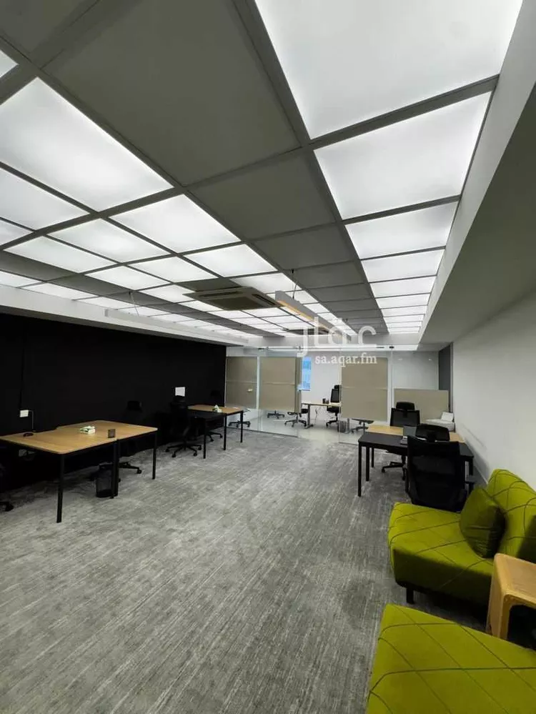مكتب تجاري للإيجار في شارع انس بن مالك, حي الياسمين, مدينة الرياض, منطقة الرياض