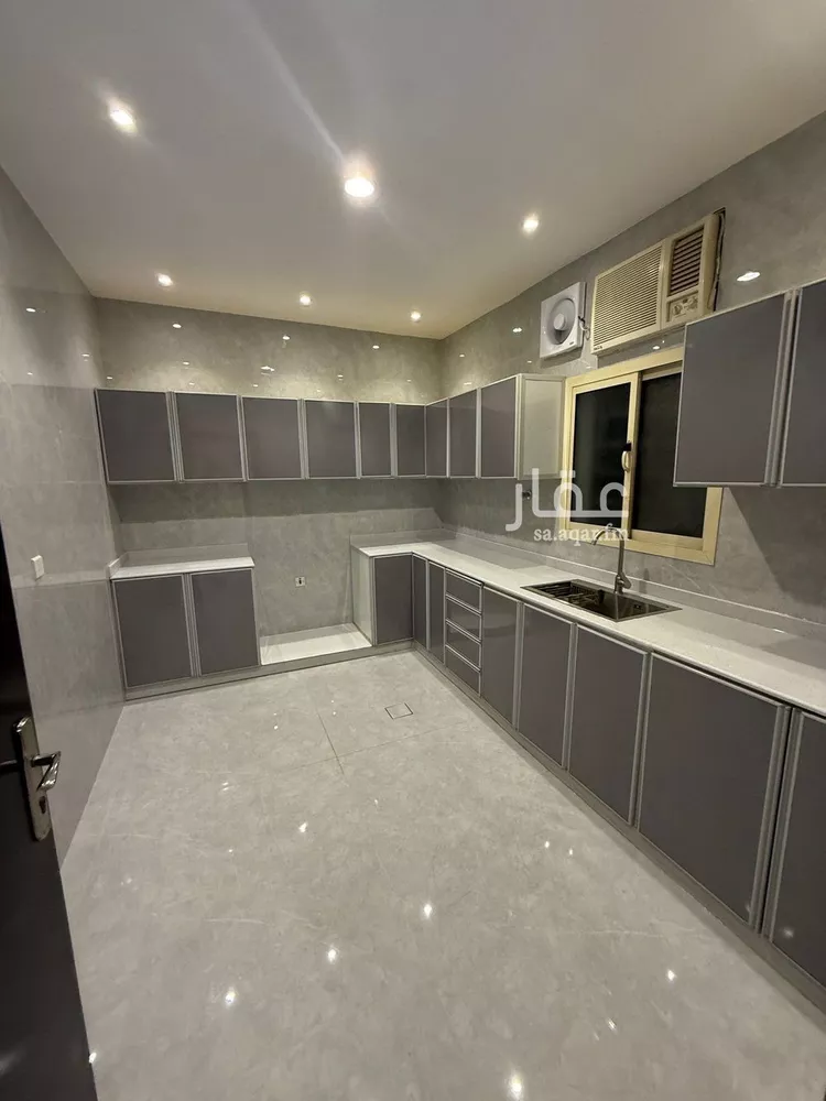 شقة للإيجار في شارع جبل الزيتون, حي النخيل, مدينة الرياض, منطقة الرياض صورة 5