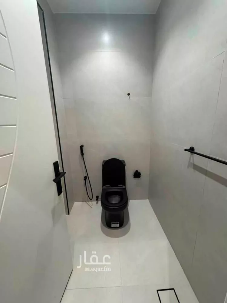 شقة للإيجار في حي ، شارع رقم 320 ، حي الملقا ، الرياض ، منطقة الرياض