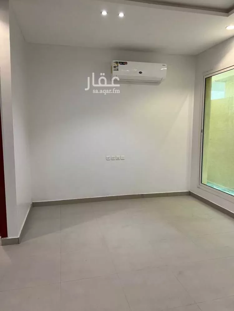 فيلا للبيع في شارع 2571290, حي الرمال, مدينة الرياض, منطقة الرياض صورة 3