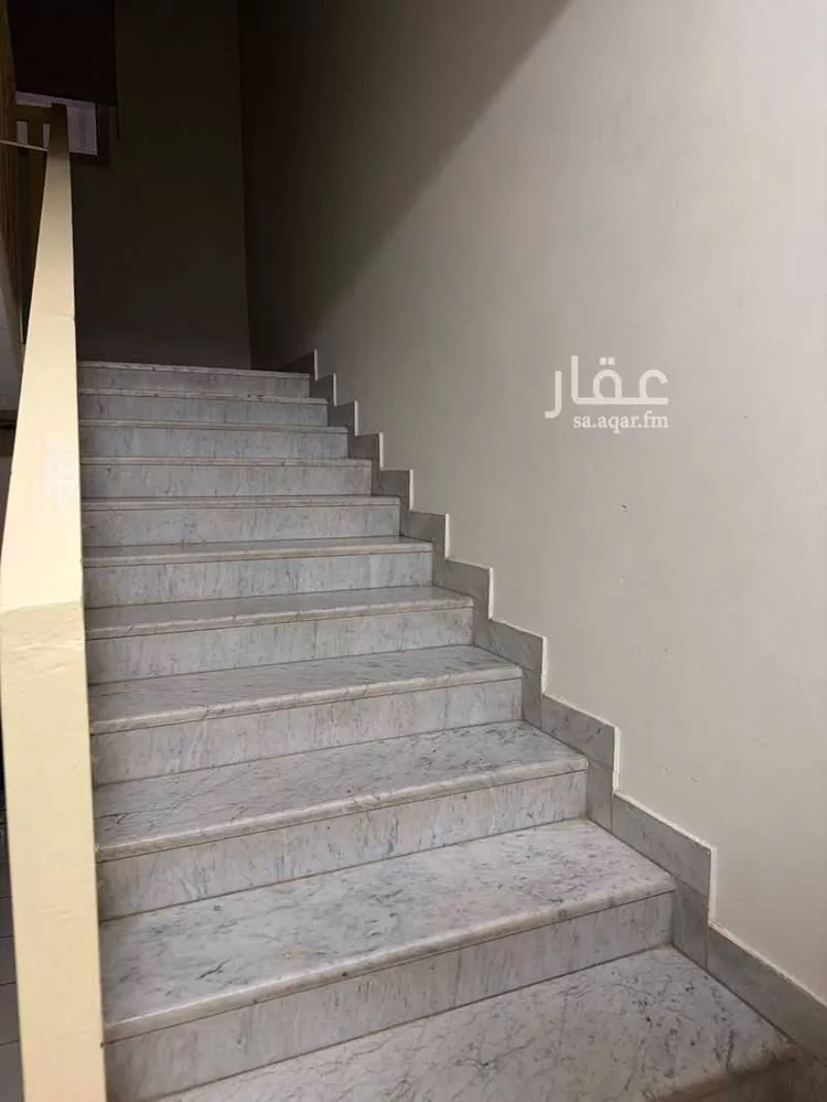 فيلا للبيع في شارع بحر الخفج, حي النهضة, مدينة الرياض, منطقة الرياض صورة 5