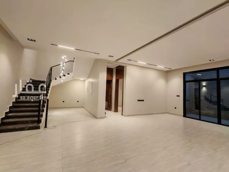 فيلا للبيع في شارع شارع وادي الساحل, حي الرمال, مدينة الرياض, منطقة الرياض صورة 2