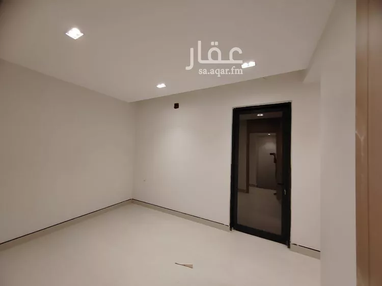 فيلا للبيع في شارع أوس بن المنذر الأنصاري, حي الرمال, مدينة الرياض, منطقة الرياض صورة 4