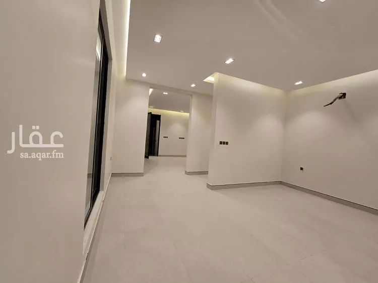 دور للبيع في شارع سليمان الحميضي, حي الرمال, مدينة الرياض, منطقة الرياض صورة 5