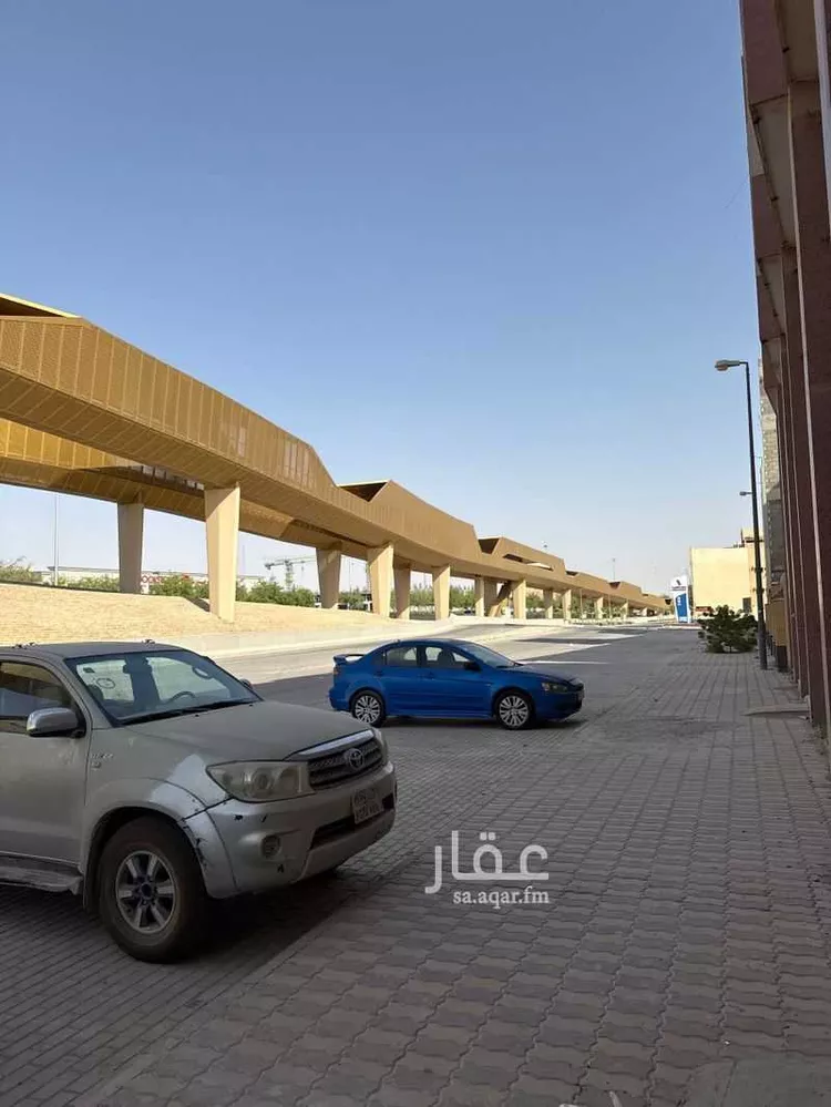 Building for Rent in Ad Diriyah Al Faisaliah صورة 2